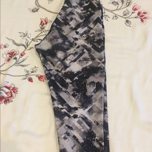 Galaxy Print Leggings! - Picture 3 of 3